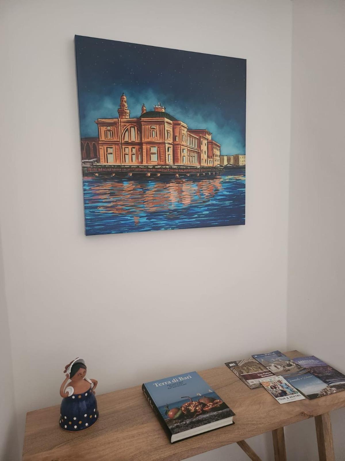 Palazzo Manzoni Apartments Бари Экстерьер фото